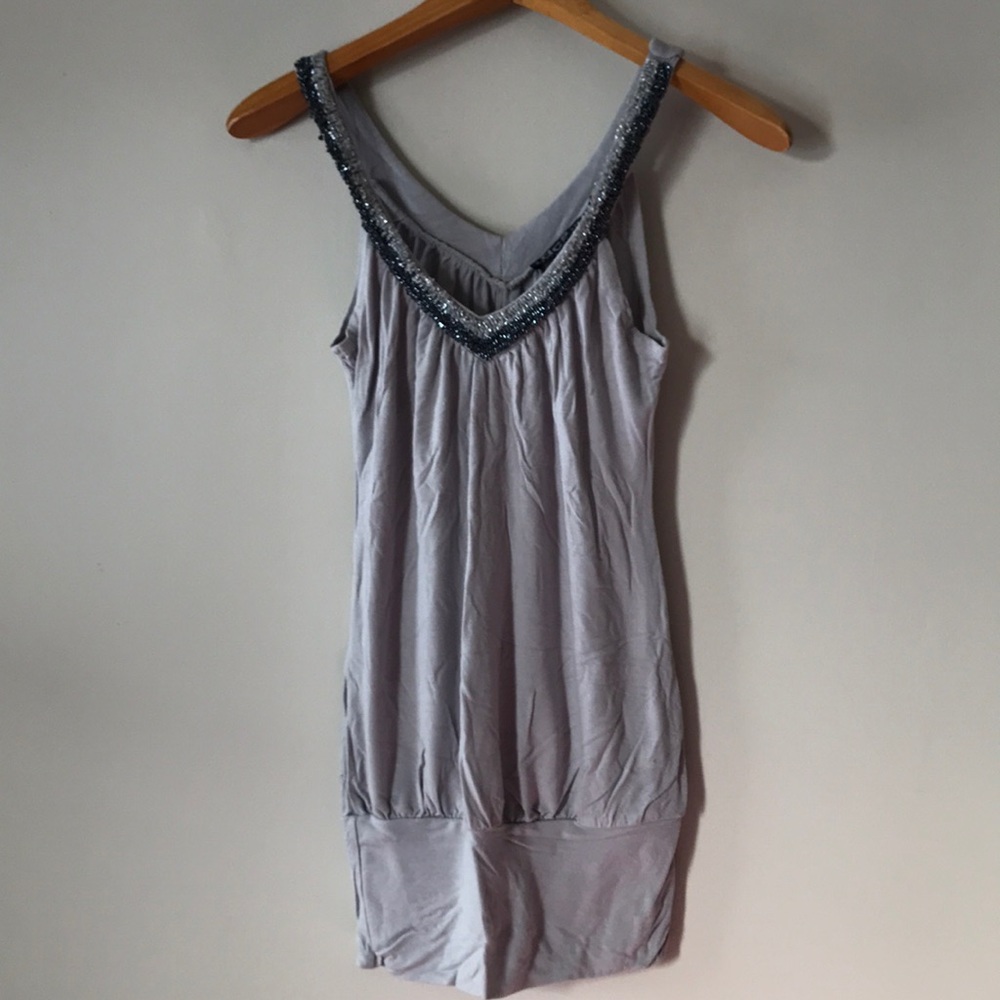 Gray top, size XS but fit larger